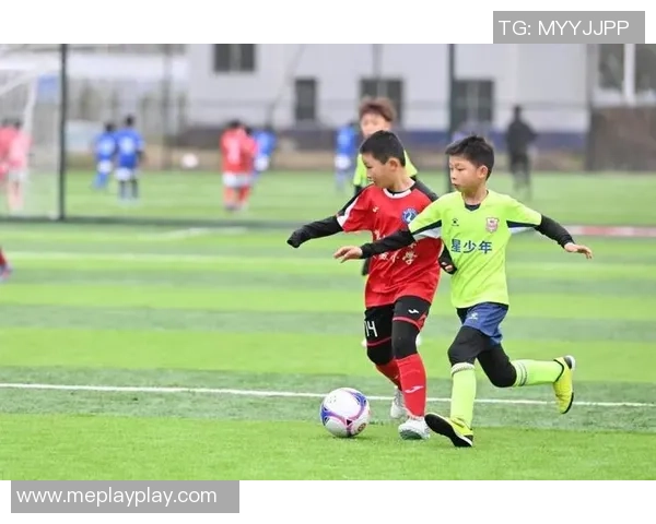 贵星足球引领新潮流打造青少年足球梦想的摇篮与未来 贵星足球引领新潮流打造青少年足球梦想的摇篮与未来